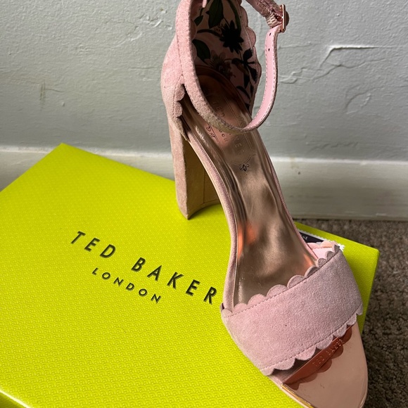 Ted Baker London Raidha Sandal in Pink Blossom Suede - Picture 4 of 7